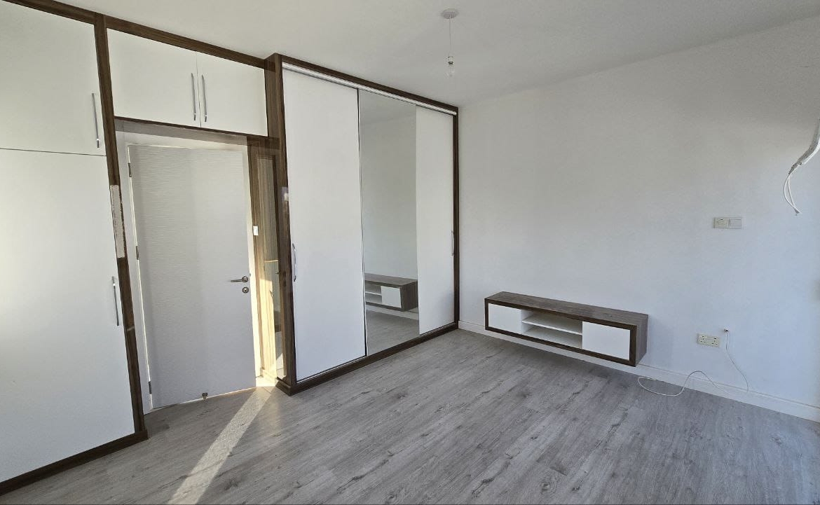 Новая 3+1 вилла в Лапте