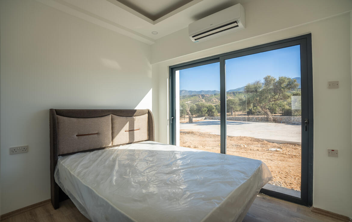 Апартаменты 3+1 с садом в Эсентепе