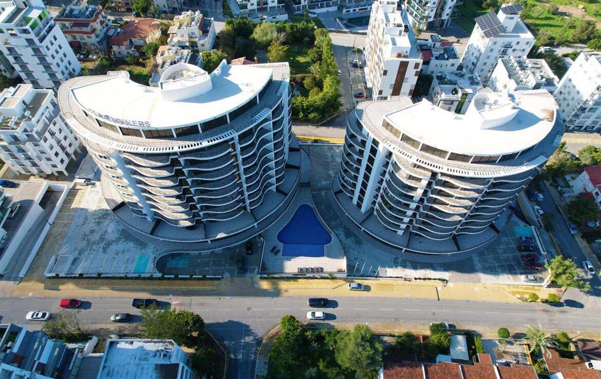 Однокомнатная квартира с видом на море и горы в CC Towers