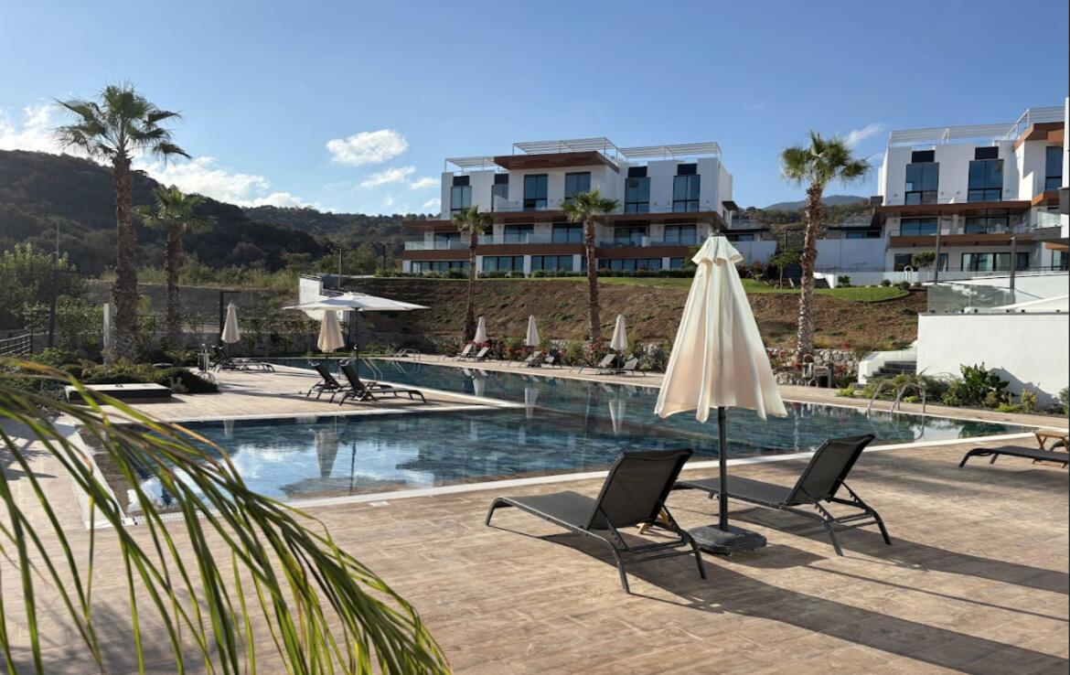 Апартаменты в комплексе Lanai Homes возле моря